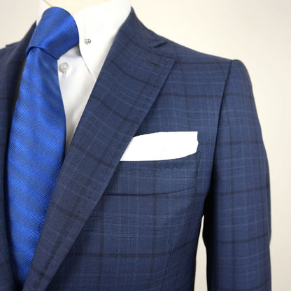 Isaia, blue check bespoke suit, size 48EU, slim, RRP 6000 e