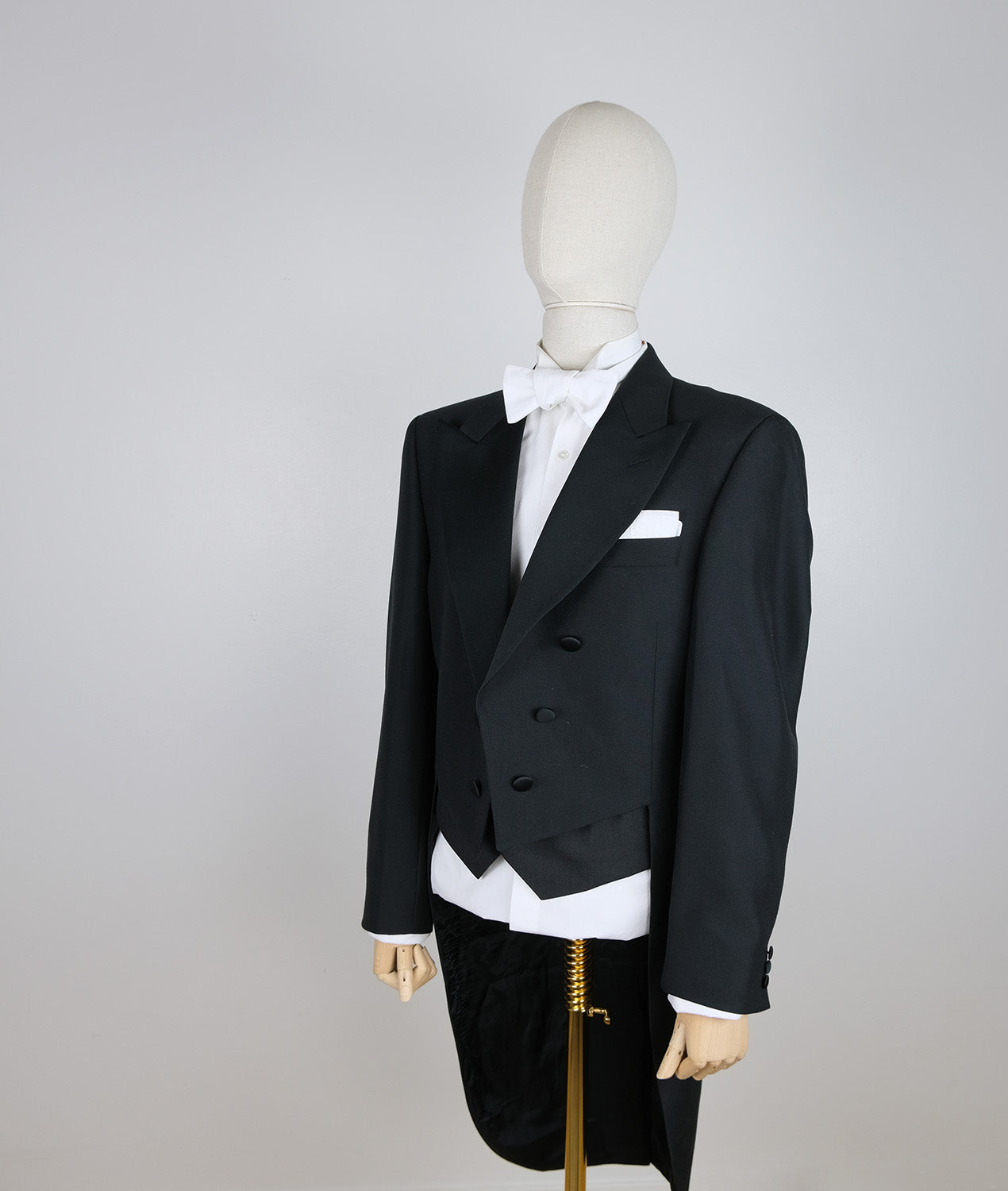 Cavaliere, white tie formalwear, size 54EU, with waistcoat