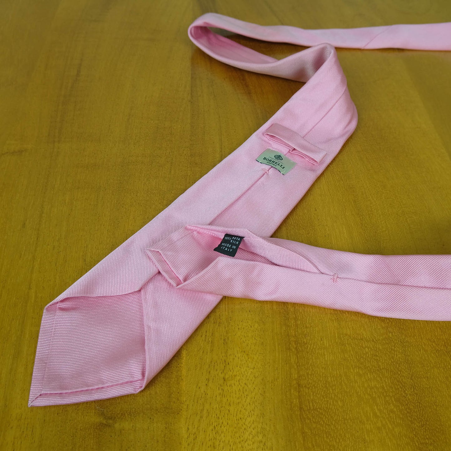 Luigi Borrelli, pink 7-fold silk tie, made in Italy