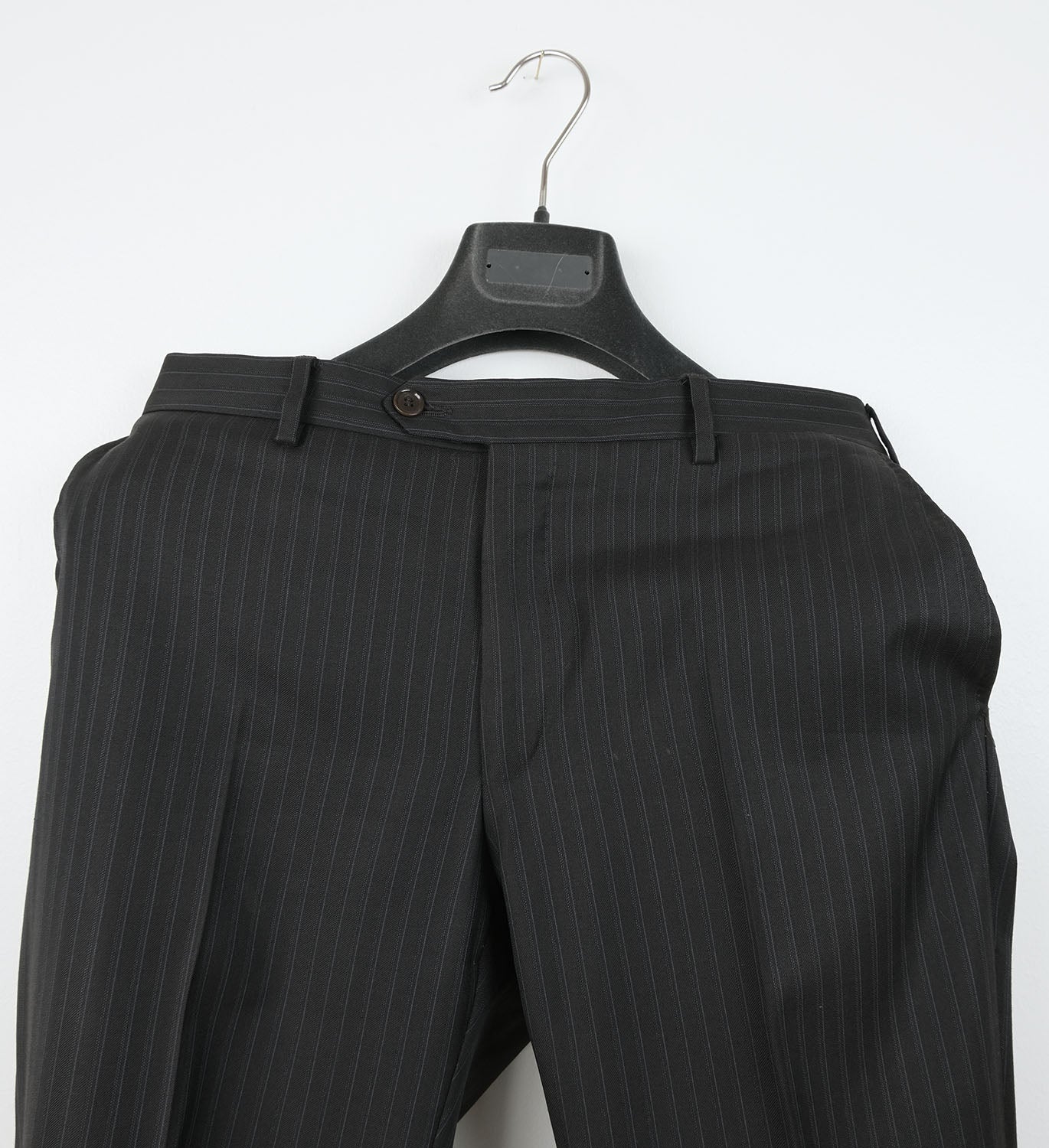 Pal Zileri, dark stripe suit, size 48EU, slim, RRP 2300 e