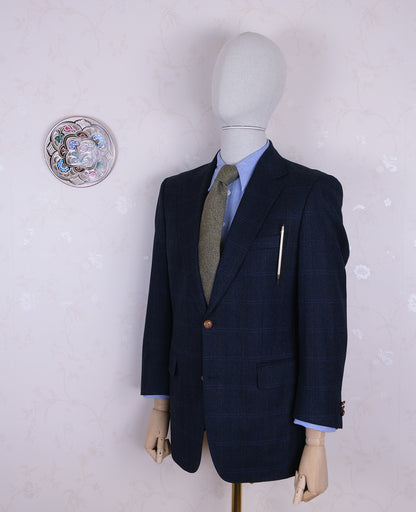 Eduard Dressler, dark pinstripe suit, size 56S EU